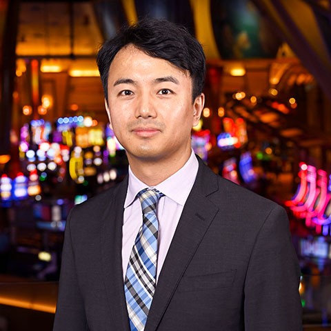 asian-host-tashi